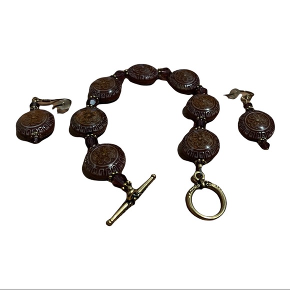 3/$35 Bracelet & earring set - Picture 2 of 2